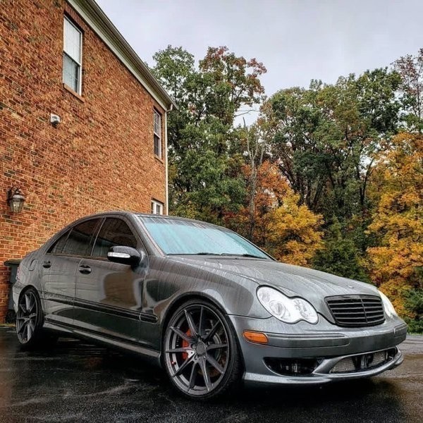 BIG SALE bodykit Mercedes Benz C-Class w203 AMG 2000- BODY KIT