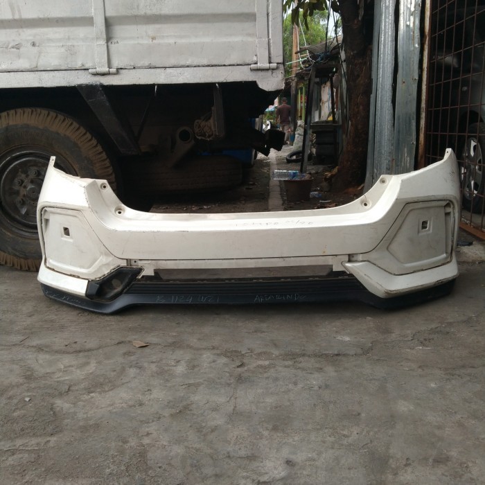 bemper belakang civic turbo 2018
