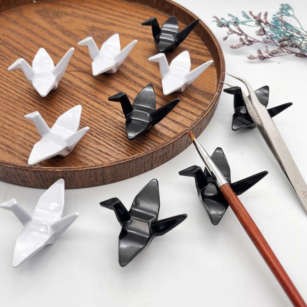 

1pc Thousand Paper Crane Shaped Pen Holder ﻿