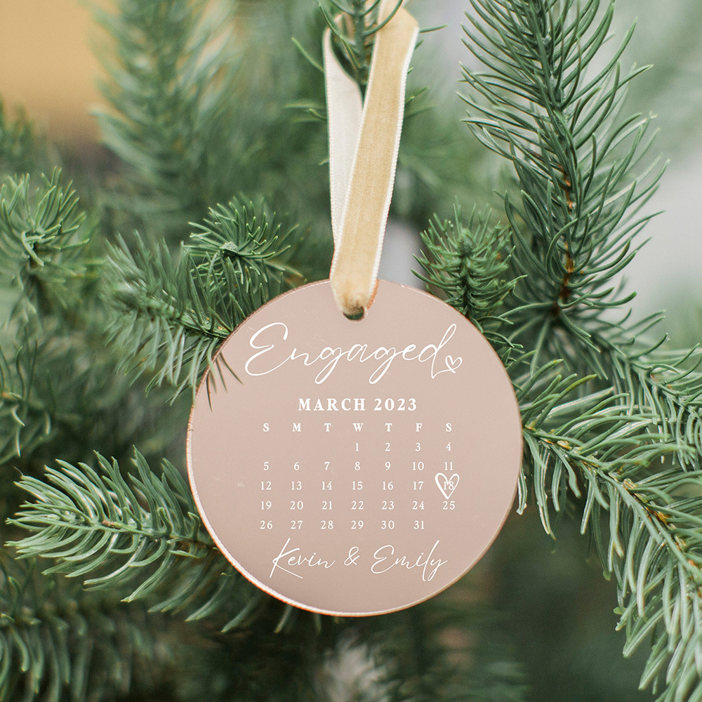 

Personalized Wedding Mr & Mrs Married Ornament with Name and Date Custom Acrylic Party Baby's Christmas Ornament Charm Gifts