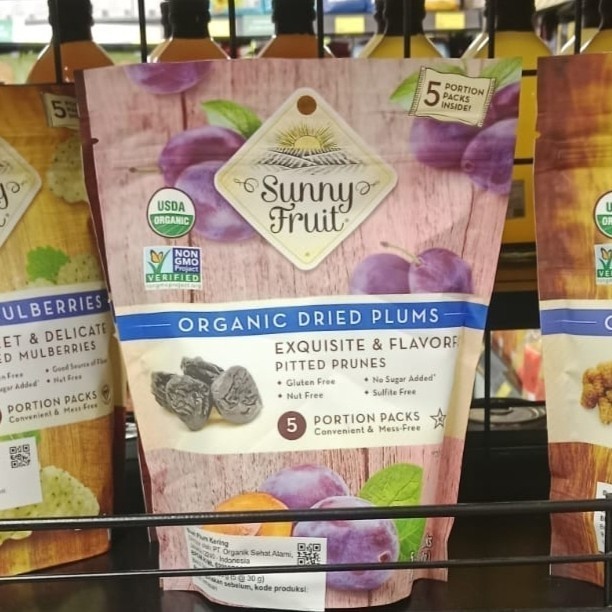 

sunny fruit Organic organik dried plums buah plum kering 150gr