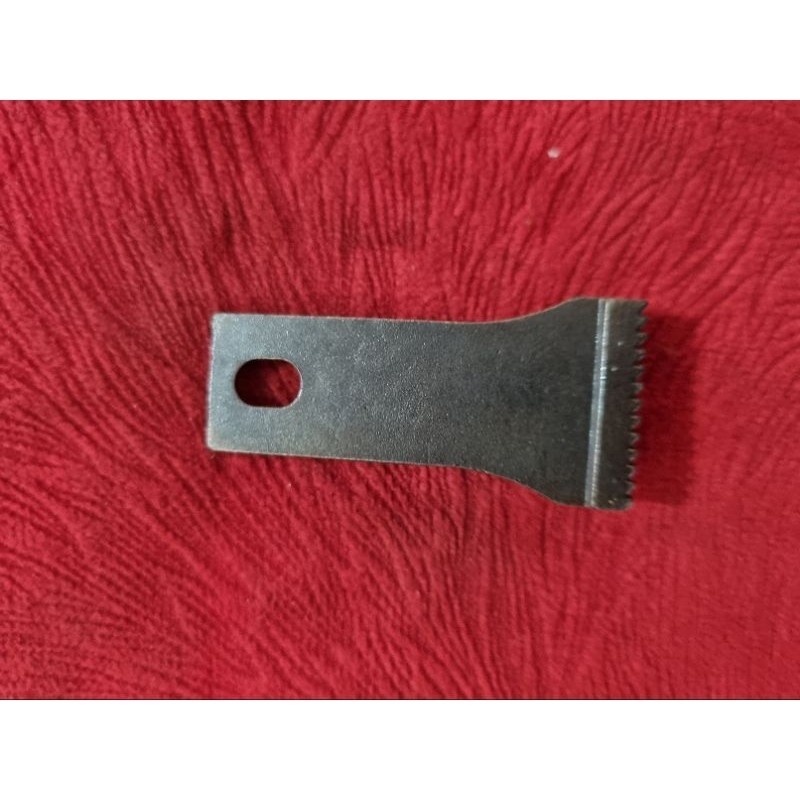 Gigi mesin jahit postbed / gigi mesin jahit tungku 810