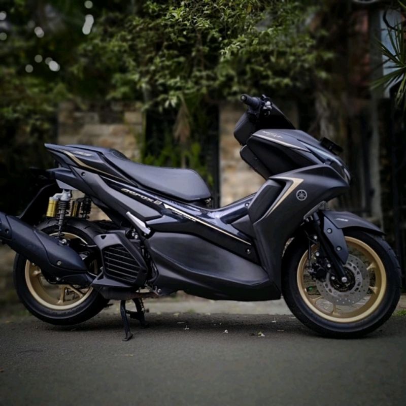 STRIPING STICKER TRANSPARAN AEROX ABS 2021 LIST GOLD