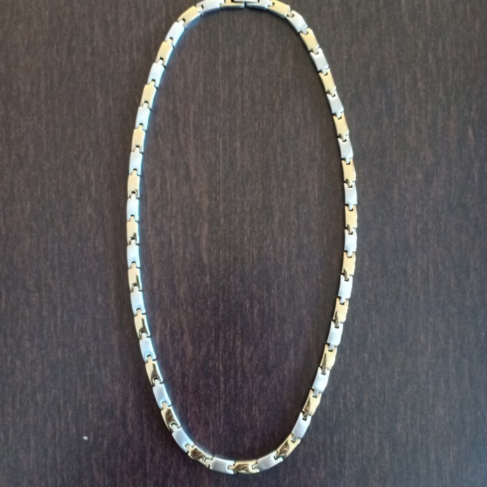 Kalung kesehatan Dparis