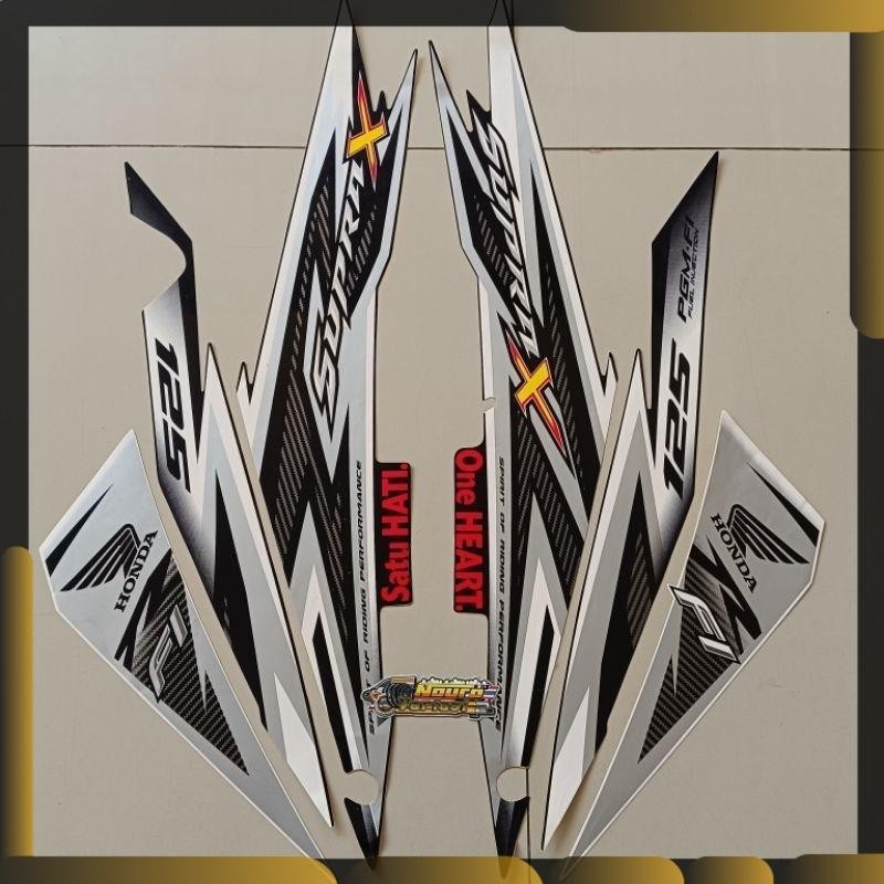 Striping Honda Supra x 125 fi 2015 hitam putih stiker