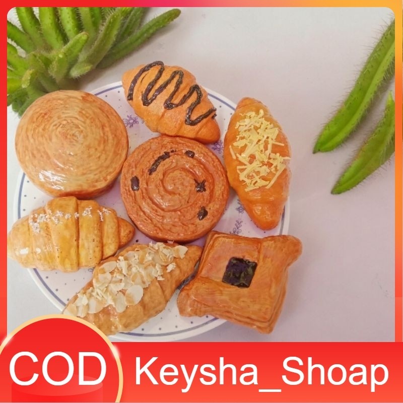 replika makanan roti Puff Pastry dan Danish Pastry Cromboloni croissant Kue Eropa yang Mendunia Crom