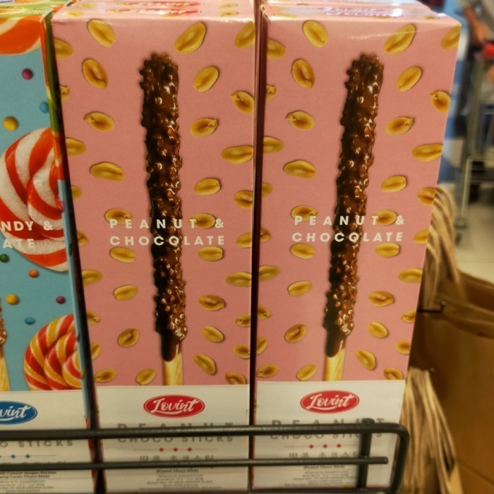 

lovint peanuts chocolate stick 3x18gr Biscuit biskuit Snack