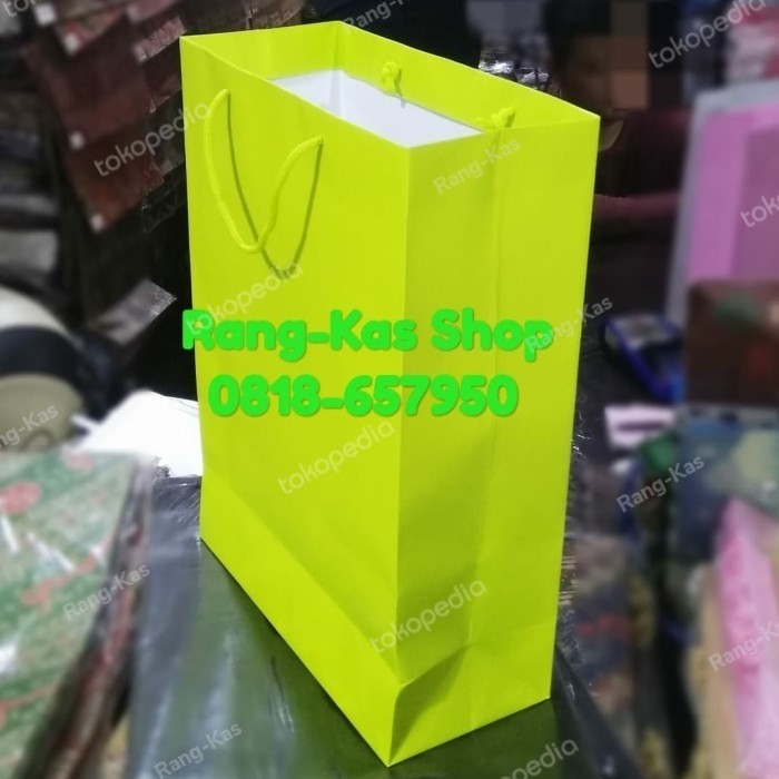 

Paper bag Hijau Melon Folio karton Tebal