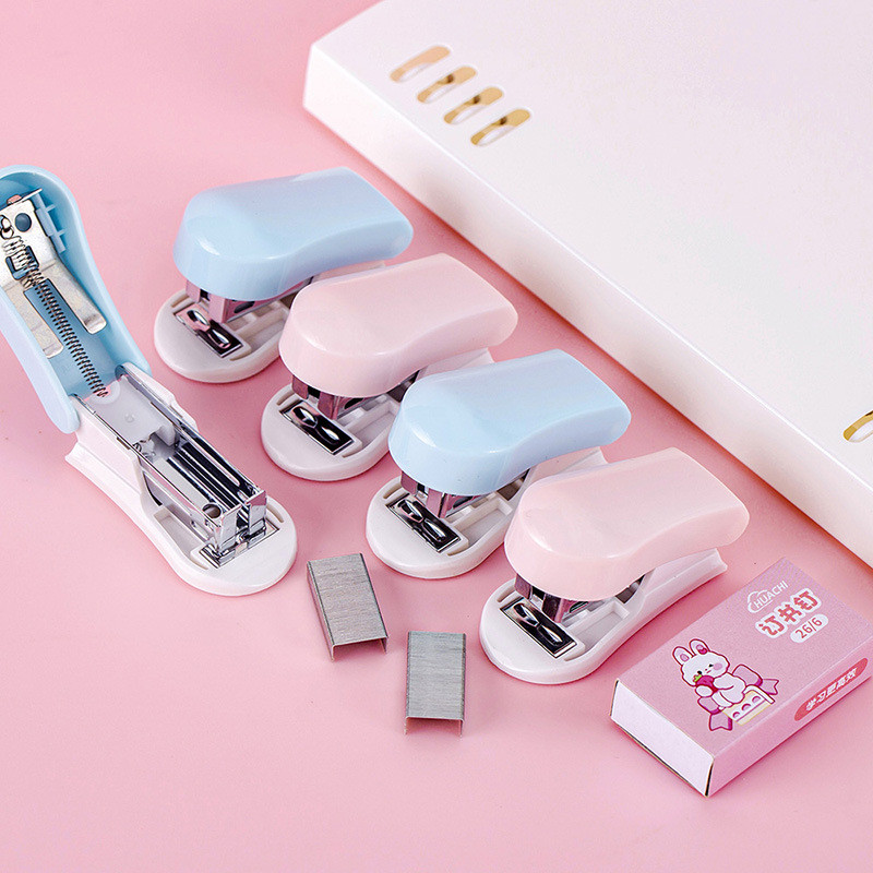 

1pc Cute Macaron Color Mini Stapler for Student Stationery Combo Set Convenient Small Stapler and Staples for Binding Paper