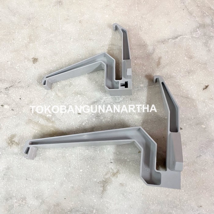 Gantungan Talang Kotak air PVC / Braket Talang Kotak Air