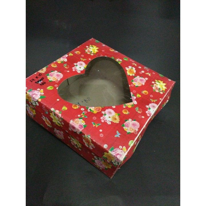 

dos tart hati / dus kue motif / dus seserahan / dus hantaran / box kue / kardus tart