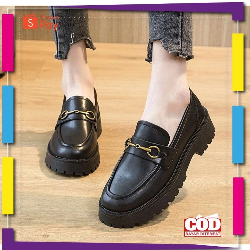 UKURAN SIZE 37 38 39 40 41 42 43 44 45 / Sepatu Wanita / Sepatu Docmart Wanita Fashion Korea Terbaru