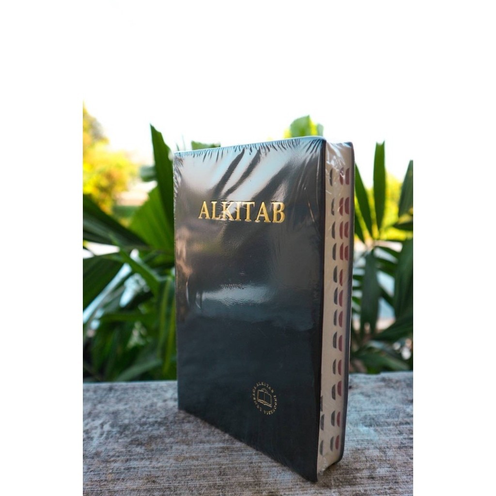 

[PROMO MURAH] Alkitab Ukuran Sedang (TB 052 TI)