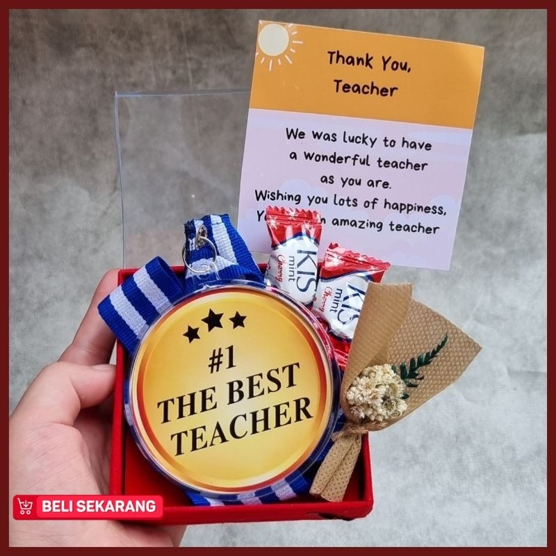 

hampers guru / kado guru / medali guru