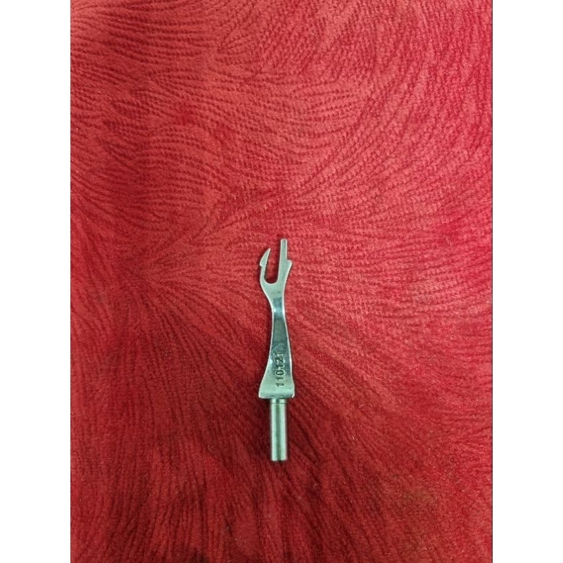 110121 Looper mesin SOM Brother