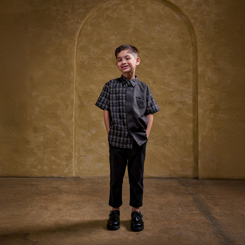 ZM Zaskia Mecca - Kittu Kemeja Anak Pria - Teman Serumpun - Edisi Kamboja