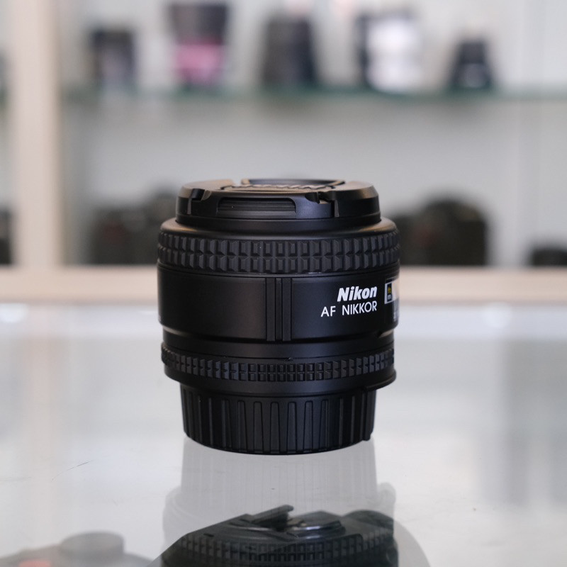 Lensa Nikon 35mm f2 afd Nikkor 35mm f2 afd mulus