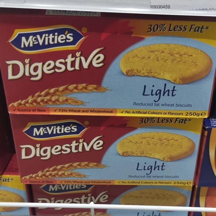 

mcvities digestive biscuits light 250gr biskuit 30% less fat