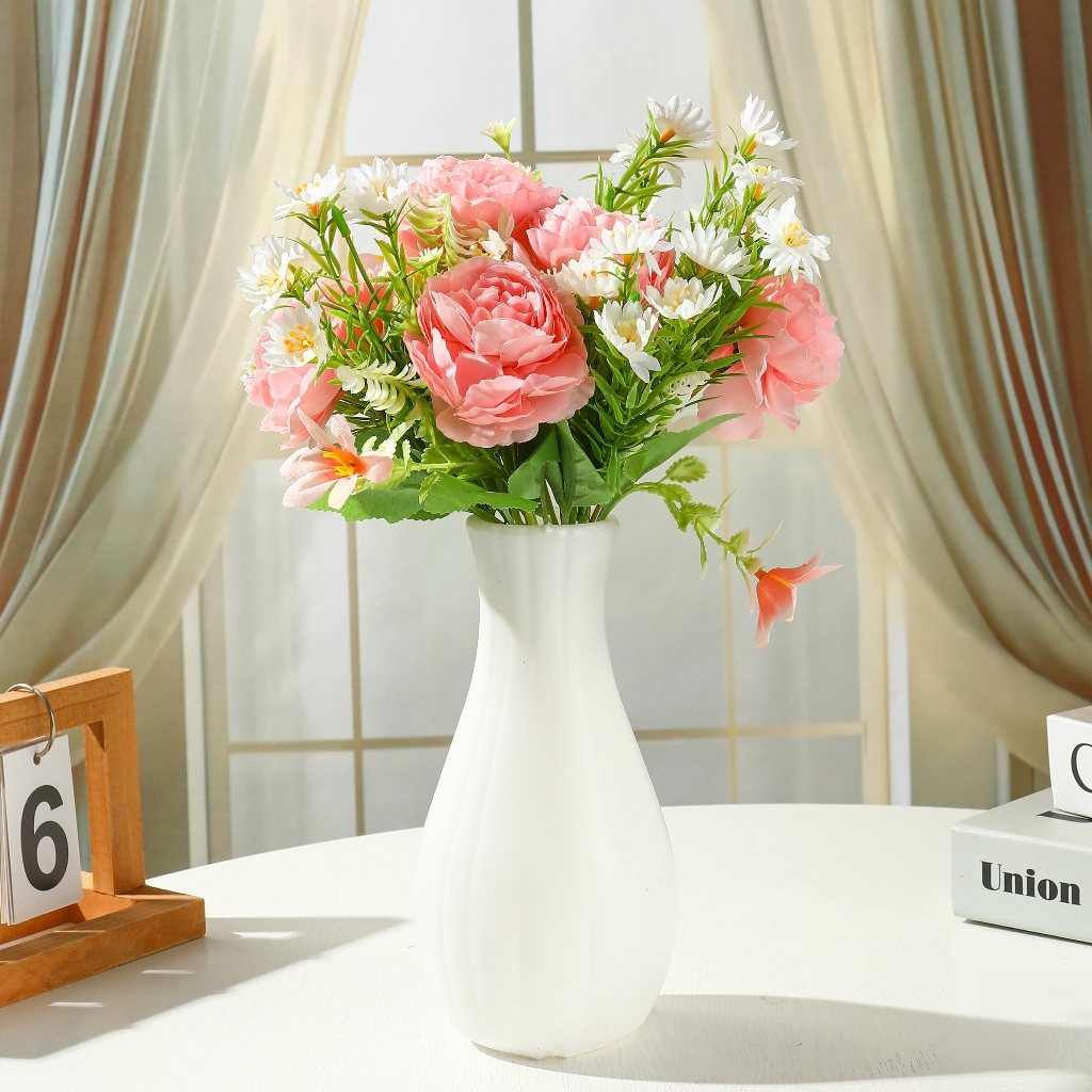 Set Bunga Plastik dan Vas Bunga Hias Plastik Kamar Kado Ulang Tahun Cewek/Hiasan Meja Aesthetic