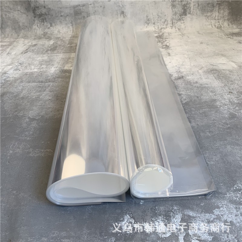 

Cellophane Opp Bening Transparant (PACK ISI 50 LEMBAR)