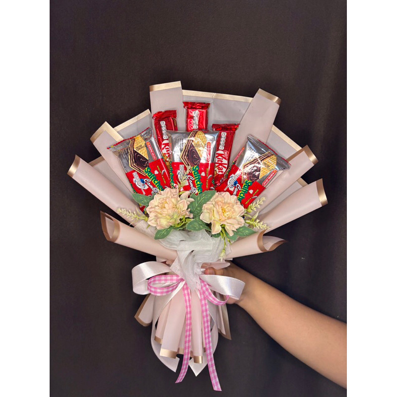 

snacks small bouquet | snacks + bunga antifascista | boutique coklat | harga terjangkau