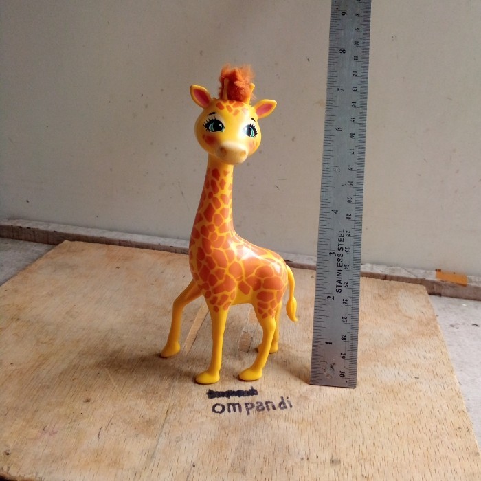 BB00 figure hewan jerapah kode 01