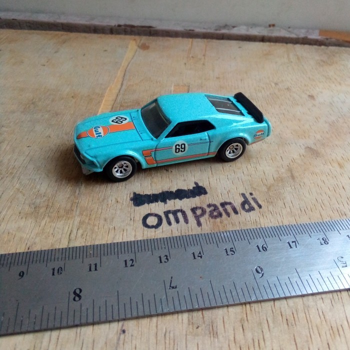 BB99 hot wheels premium Mustang boss gulf