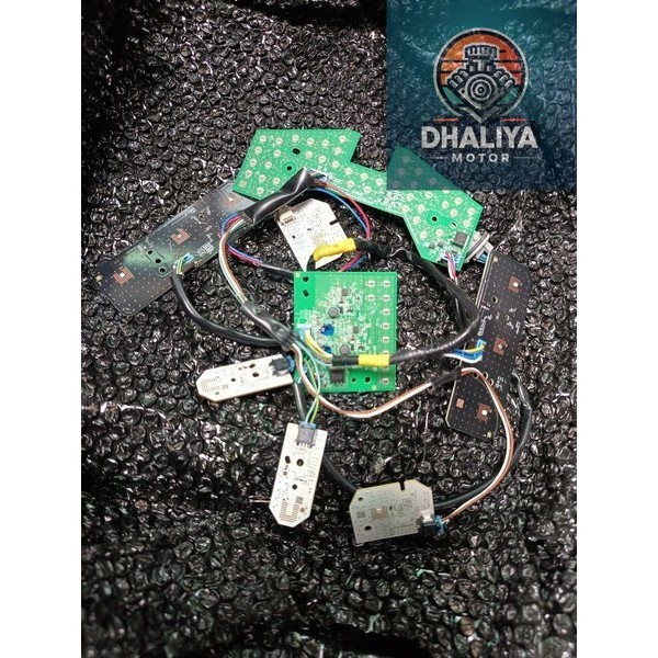 PCB Lampu Depan Vario 125 150 new Original Tahun 2023 PCB VCB Modul lampu depan Vario 150 new K2V fu