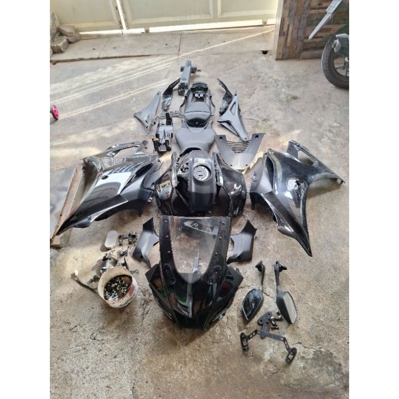 Body full set Yamaha R15 v4