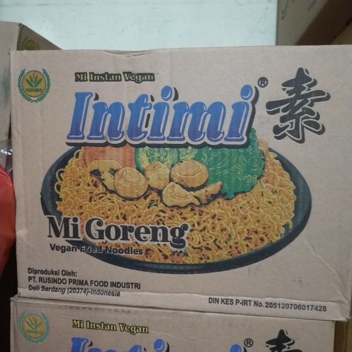 

intimi goreng mie instan vegan