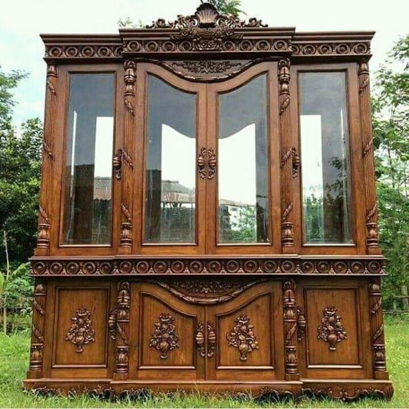 lemari pajang lemari hias kaca kayu jati mebel ukir jepara pusaka jati jepara