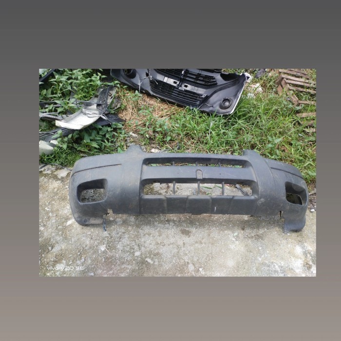 Bemper depan ford escape 2004 2005