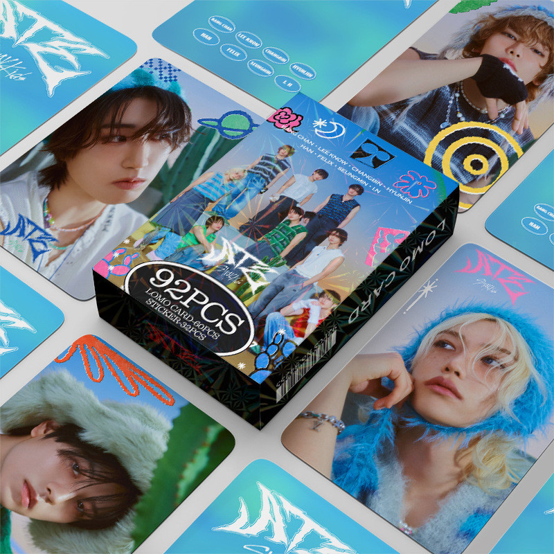 

60+32Pcs/Set Kpop STRAYKIDS New Album Photo Card FELIX HYUNJIN Card Bangchan Korean Star Card Fan Collection