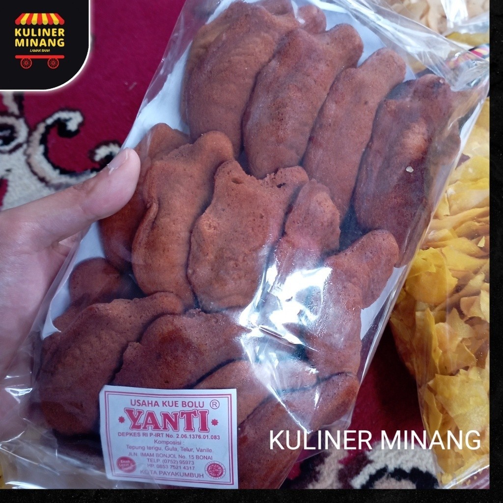 

Kuliner Minang Kue Bolu Ikan Gula Aren Oleh Oleh Cemilan Makanan Khas Padang Jajanan Snack