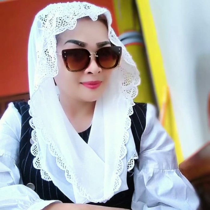 Hijab instan/kerudung bordir/hudi/kerudung yeni wahid