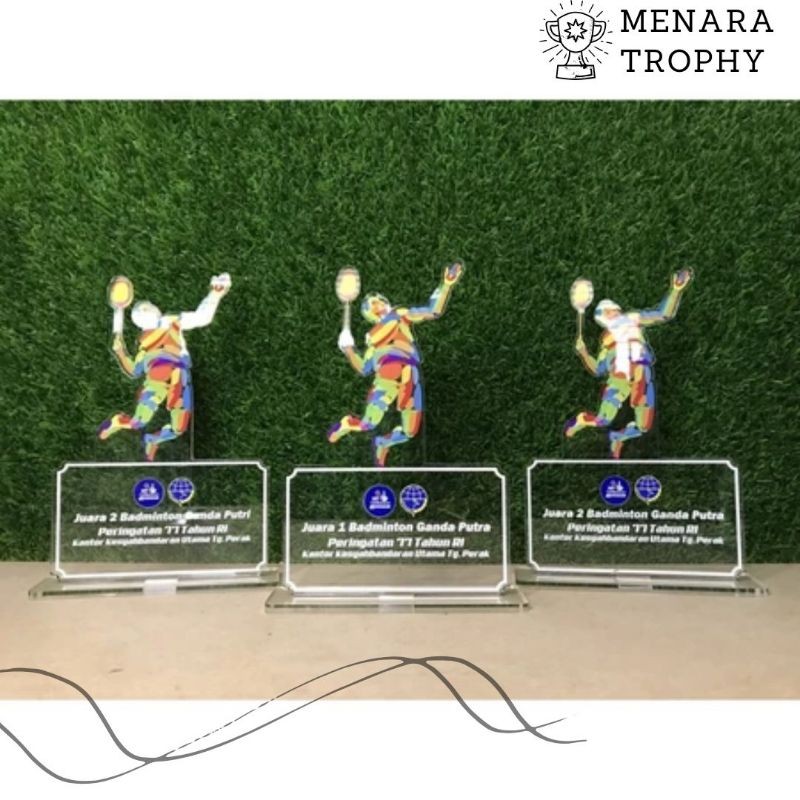 piala badminton akrilik