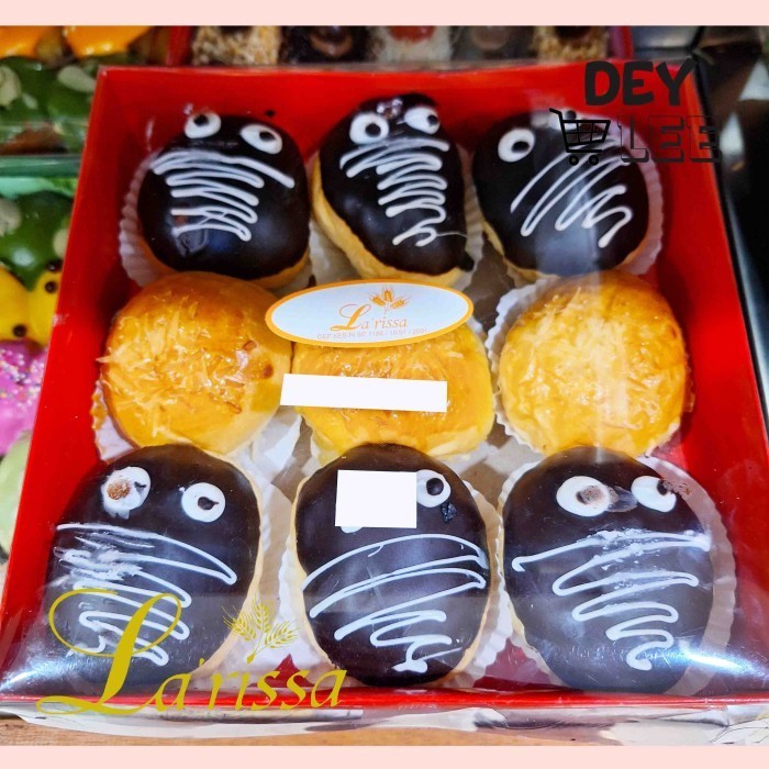 

LARISSA Roti Mix Coklat Keju isi 9 pcs Bandung