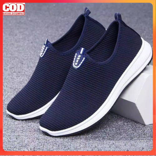 sepatu pria model terbaru 2023 sepatu pria sepatu pria sneakers sepatu pria terbaru COD sepatu pria