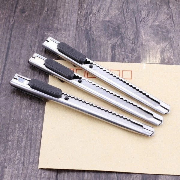 

Plsau Kater Cutter Kuter Small Cuter Kuife Plsau Kuter Kecil Stainless Steel Pemotong Kertas Packing Cutter Bahan Stainless Untuk Pemotongan