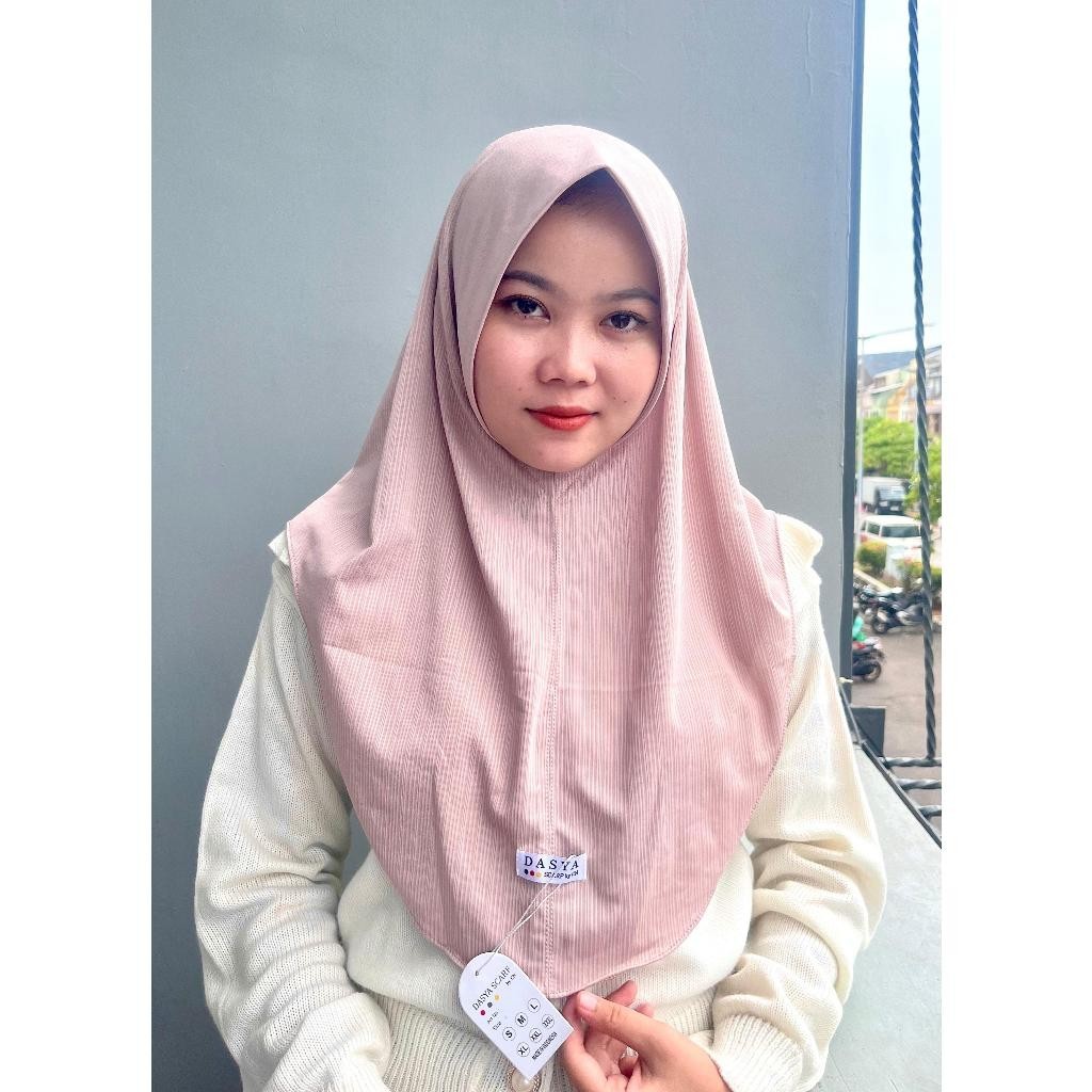Jilbab bergo pet tebal /  Bergo instan jersey pinguin oval / Bergo instan jersey premium /  Jilbab b