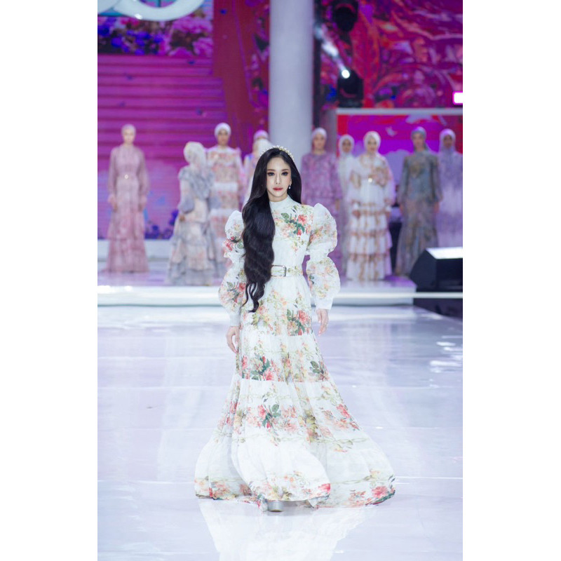 Dress set aprisdevita fashion show by SHELLASAUKIA baju lebaran terbaru