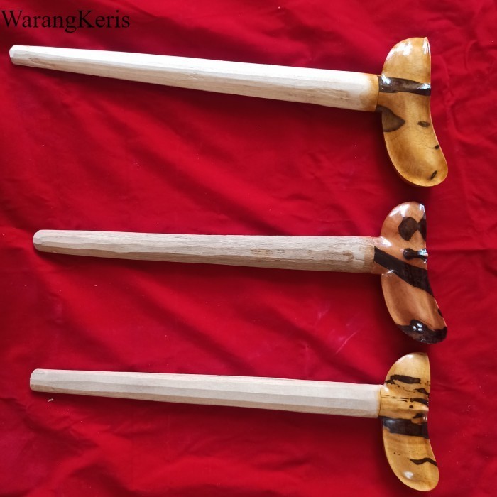 

Warangka Kayu Timo 6 antik