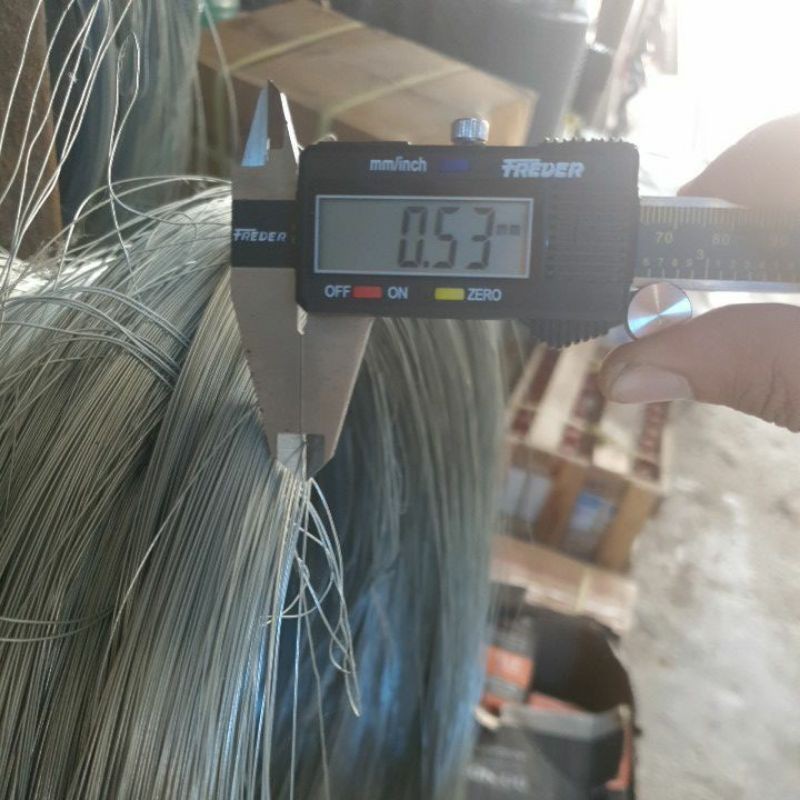 KAWAT SETRUM KAWAT LISTRIK SAWAH berat -+ 900gr