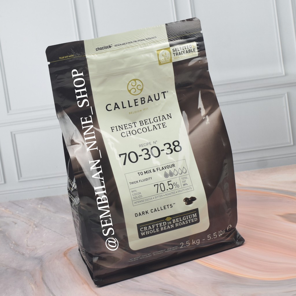 

Callebaut 70.5% Dark Chocolate Couverture 2.5 KG Callets 703038 Calebaut Coklat Kovertur