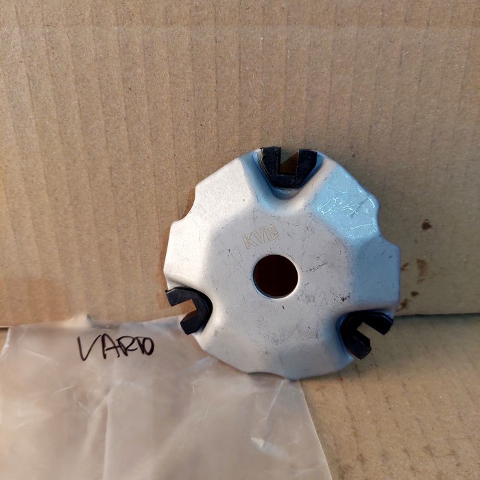 PLAT TUTUP RUMAH ROLLER VARIO 110 KARBU KVB -SBS34