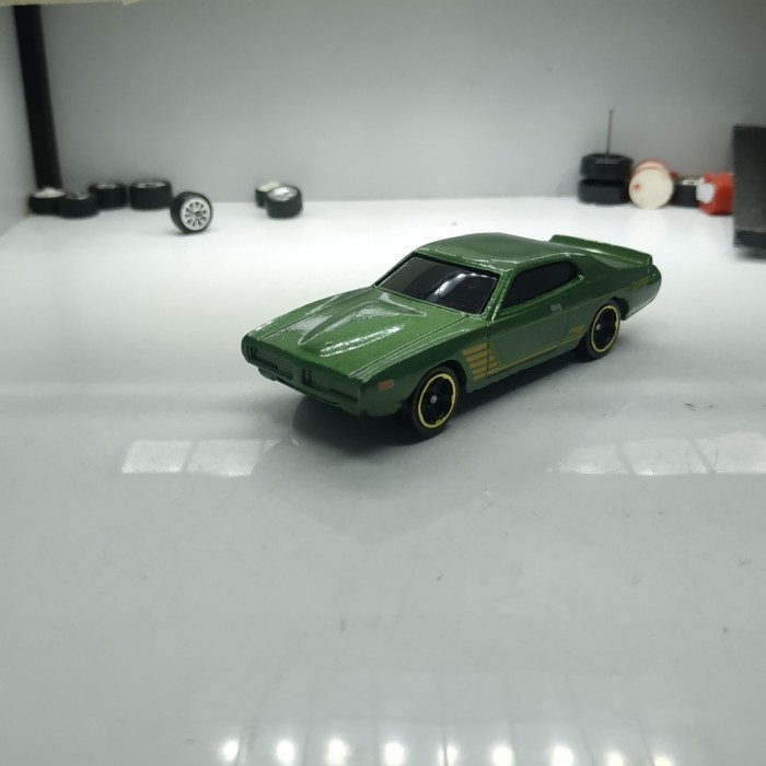 hotwheels 74 dodge charger -SK89