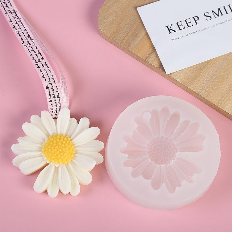 

Chamomile Flower Silicone Mold Diy Handmade Candle Soap Mold Car Aromatherapy Gypsum Pendant Making Home Decoration