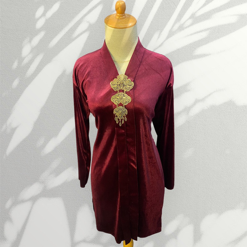Atasan Kebaya Bludru Kartini Panjang / Kebaya Model V Neck rna Merah Maroon