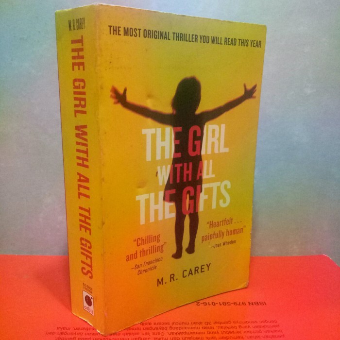 (English) THE GIRL WITH ALL THE GIFTS (M.R.CAREY).