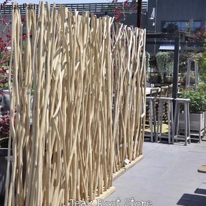 

Partisi atau Sekat Ruangan Ranting Kayu Jati XD4